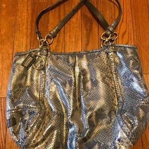 Authentic Coach shoulder bag